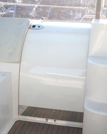 Porta Scorrevole in Metacrilato con Accessori in Acciaio